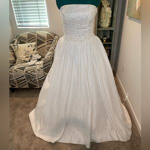 David’s Bridal Michelangelo Wedding Dress